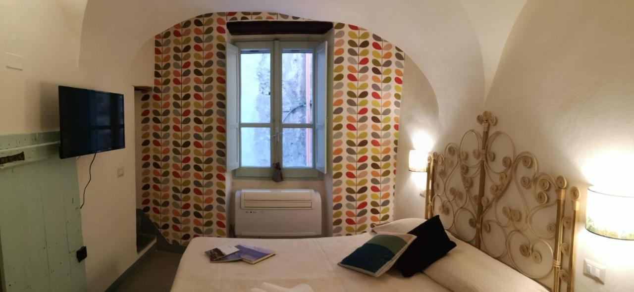 Casa Pagio Hotel Bosa Ngoại thất bức ảnh