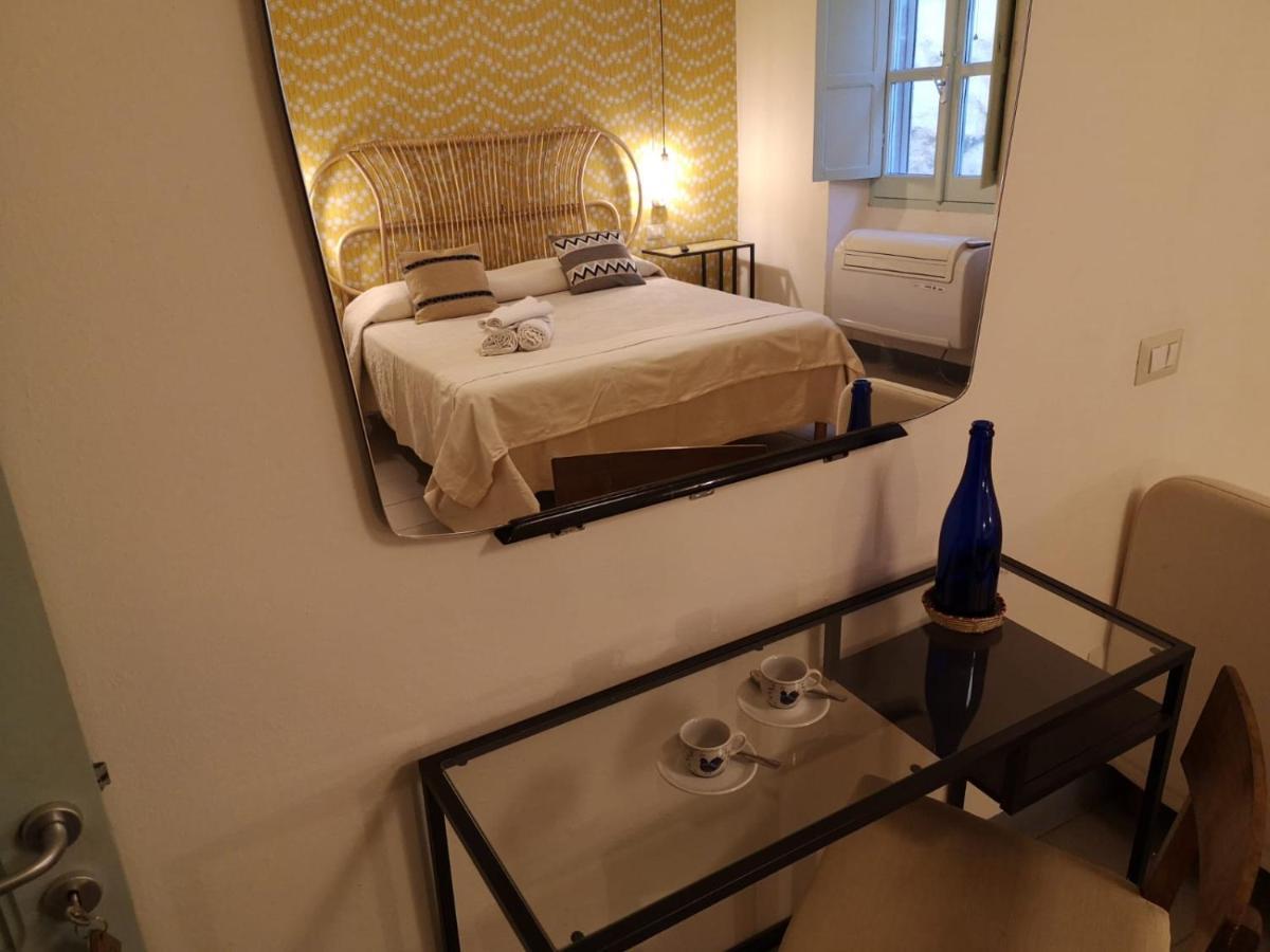 Casa Pagio Hotel Bosa Ngoại thất bức ảnh