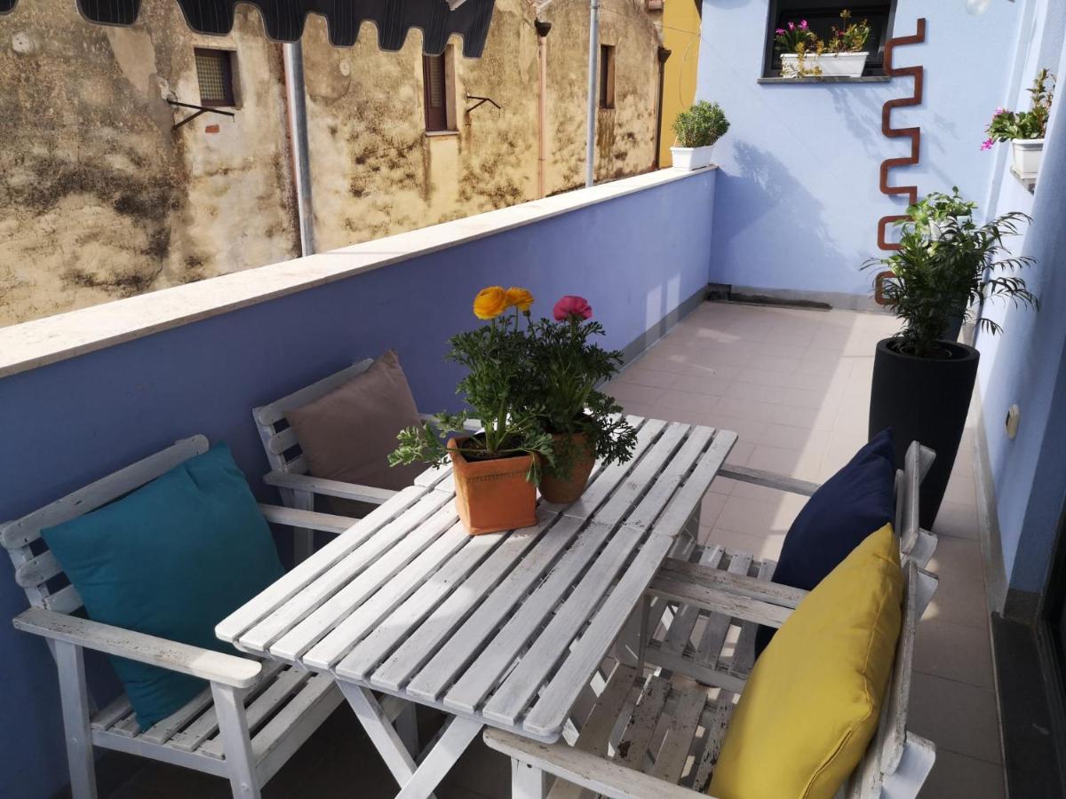 Casa Pagio Hotel Bosa Ngoại thất bức ảnh